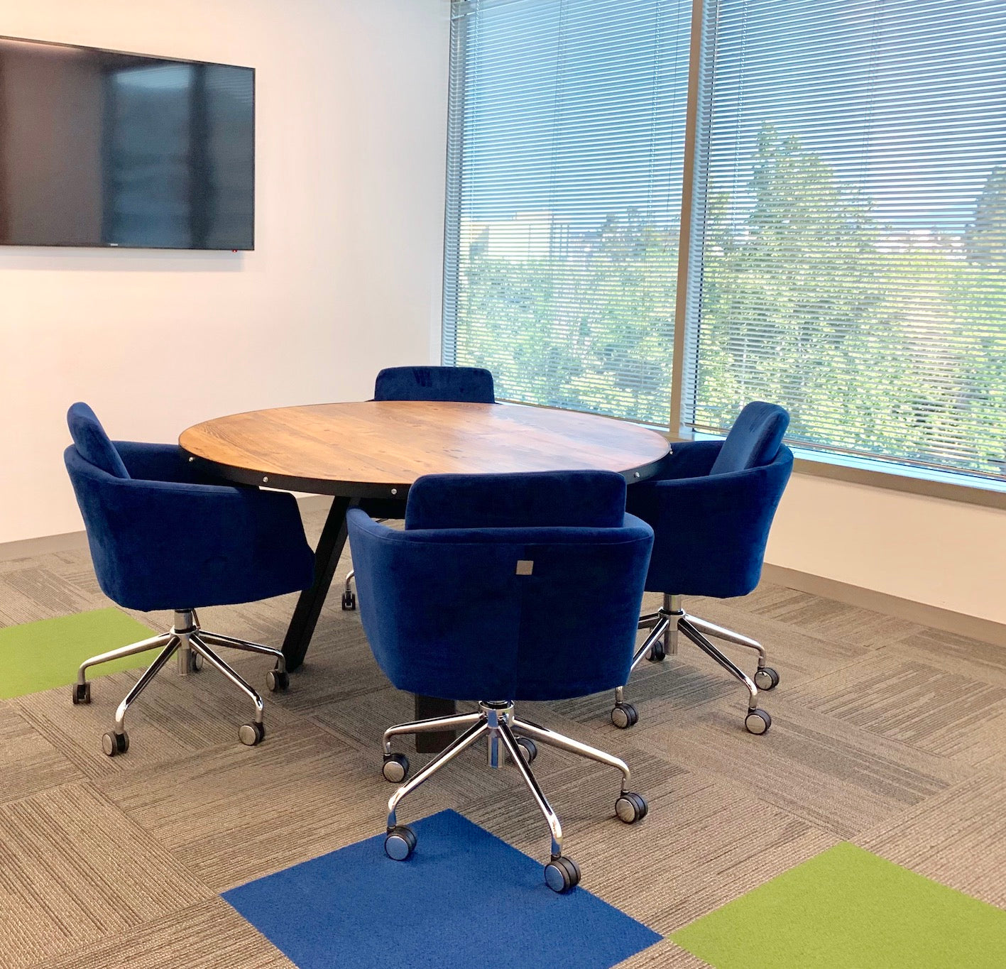 Tisch rund - Wildeiche Natur